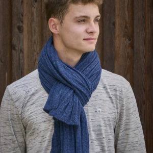 Schal/Stola aus Babyalpaka in blau mit Zopfmuster